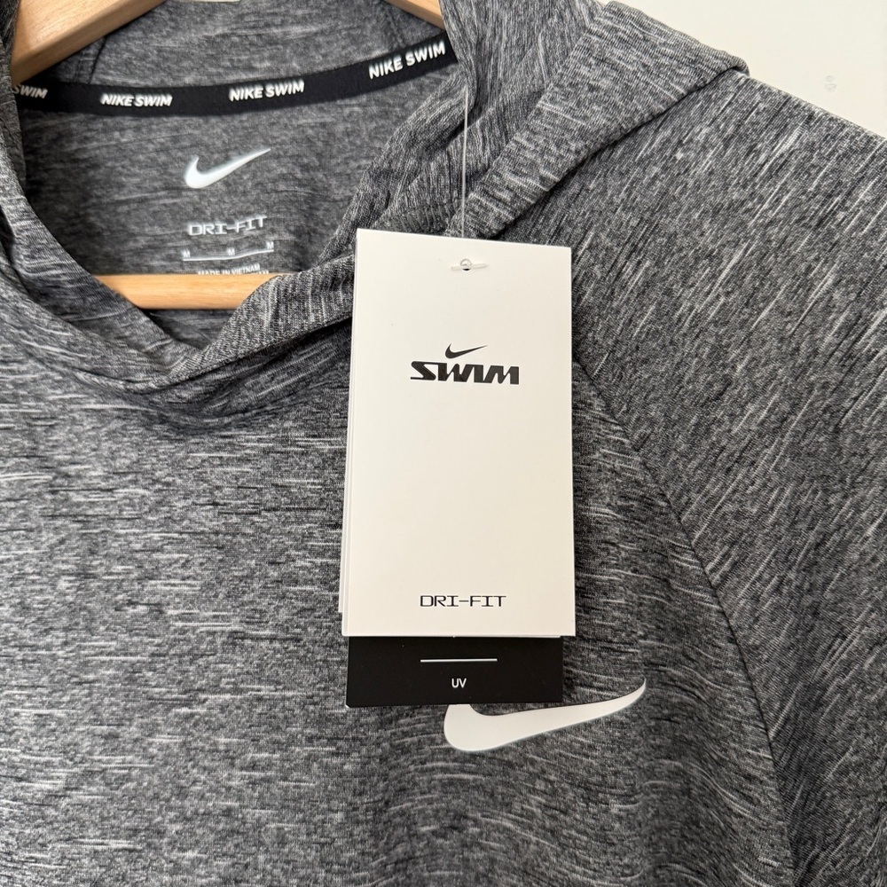 Nike Dri-Fit Gray Men's Hooded Swim Shirt - Picture 4 of 7